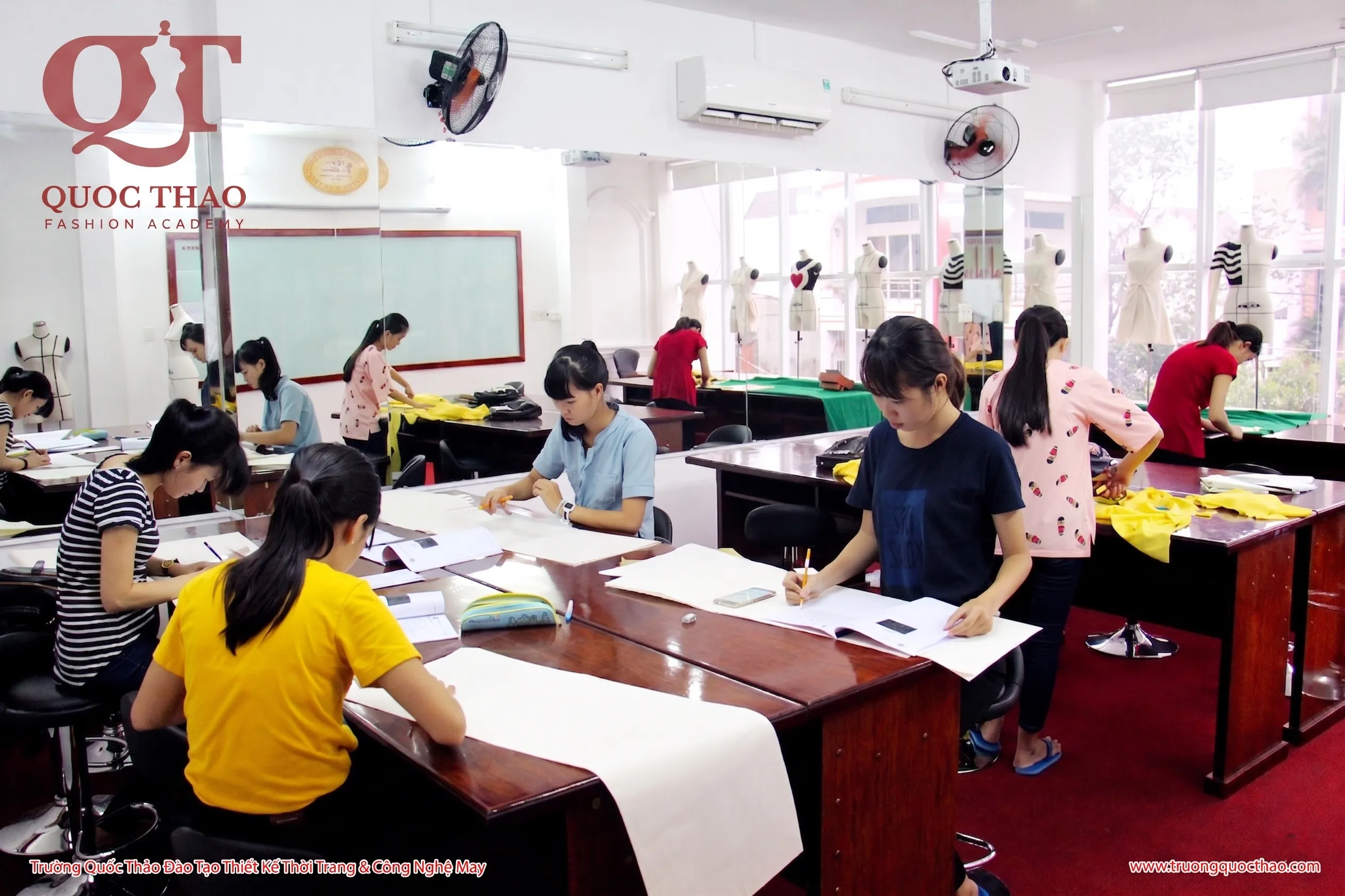 Lớp học đầm váy 4